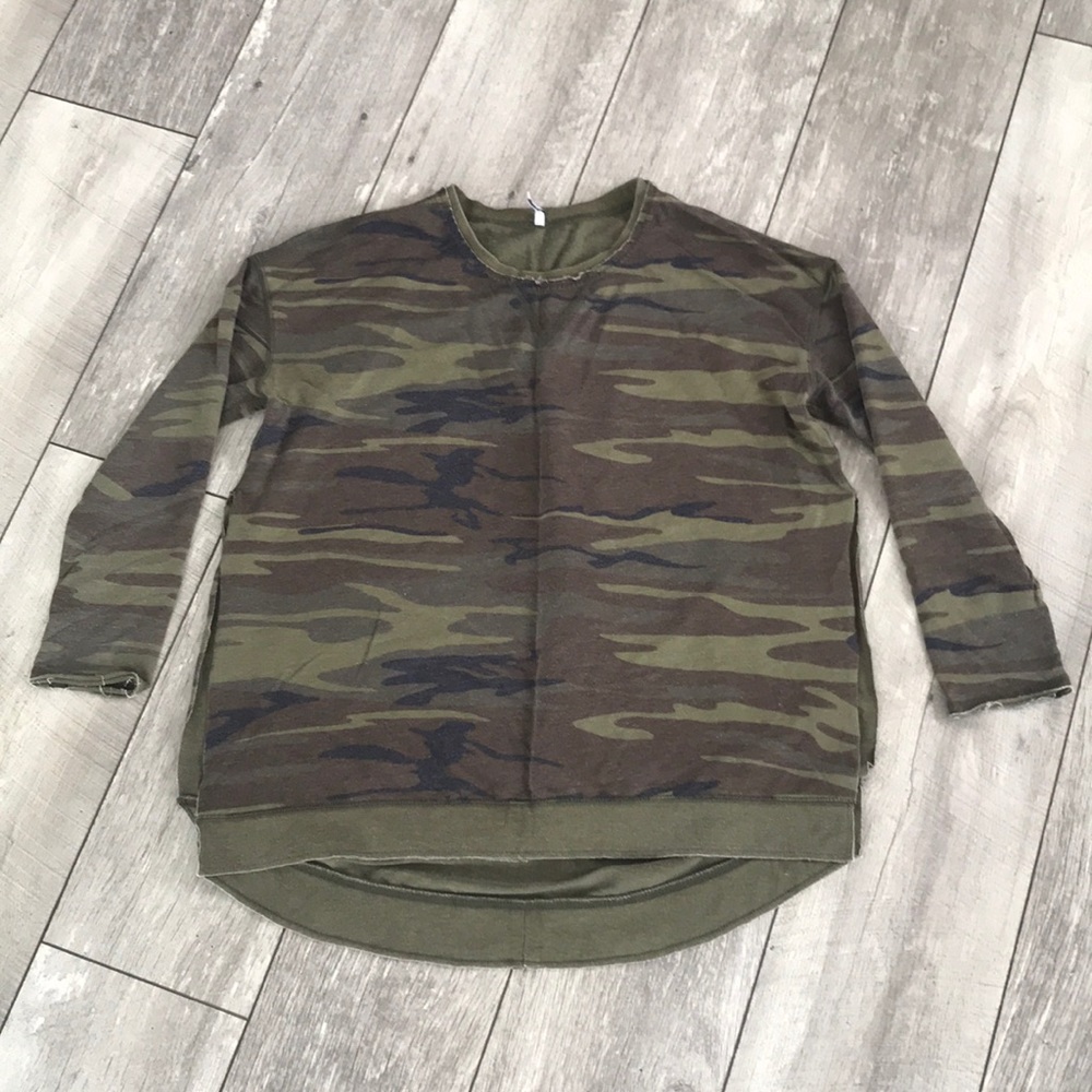 Z SUPPLY medium green camo weekender
